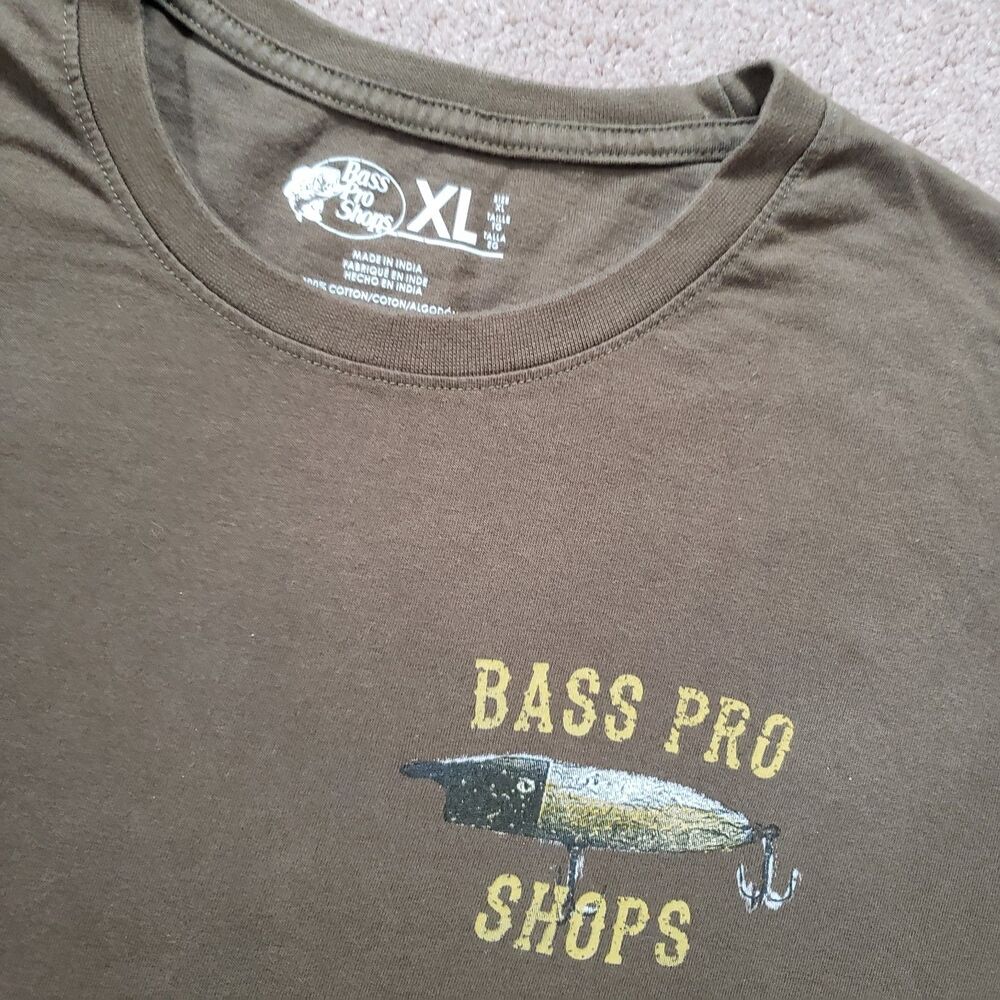 Bass Pro My Equipment May Be Old But It Still Works XL Green Double Side Shirt - Picture 4 of 6